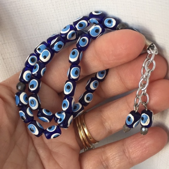 Unisex - Authentic Hand Painted Dubai Evil Eyes Chant - Picture 5 of 5